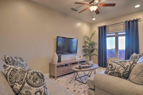 Horseshoe Bend Retreat With Fire Pit, Patio And Mtn Views