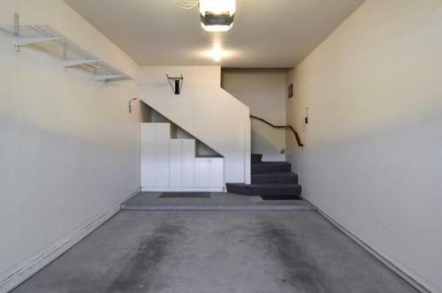 Sunset Sanctuary 3br By Casago