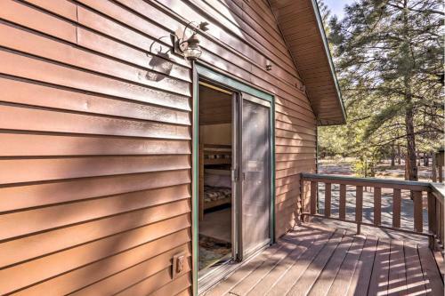 Black Bear Lodge With Deck In Natl Forest!