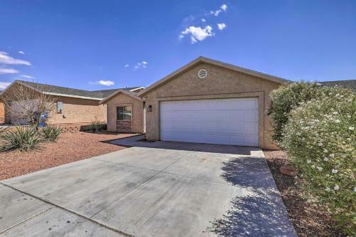 Modern Retreat With View, 9 Mi To Wahweap Beach