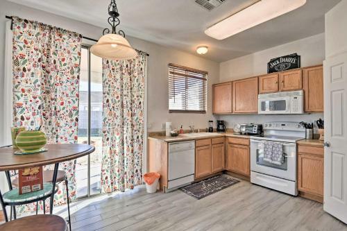 Pet-friendly Desert Getaway About 6mi To Downtown Phx!
