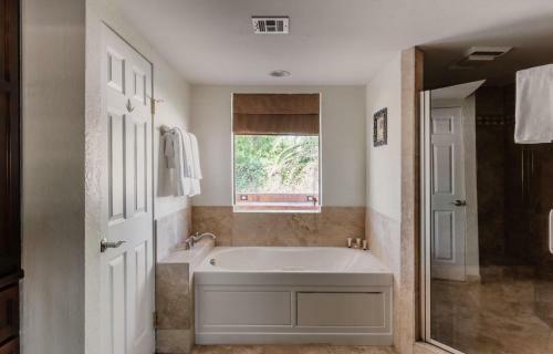 Desert Ridge - Oasis W Pool & Hot Tub