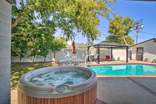 Charming Phoenix Casita With Hot Tub, Bbq And Pool!