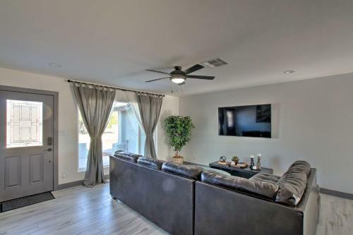 Upscale Scottsdale Oasis With Private Hot Tub And Bbq!