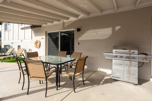 Close To Old Town - Pool - Renovated Home