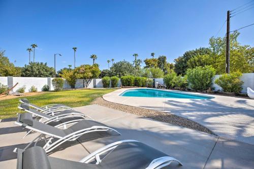 Modern Scottsdale Home With Pool, Games And Patio