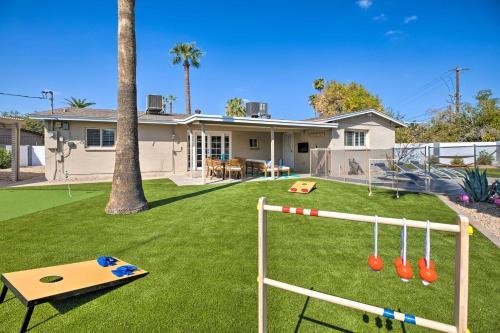 Modern Scottsdale Home With Pool, Games And Patio