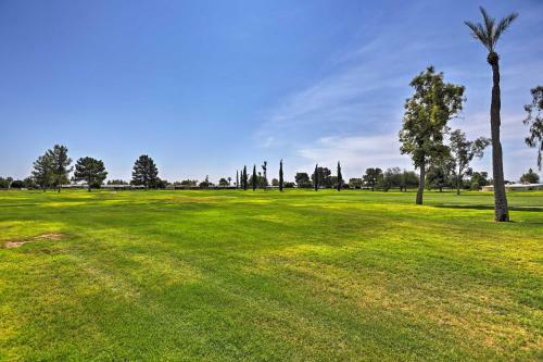 Upscale Sun City Home With Patio On South Golf Course
