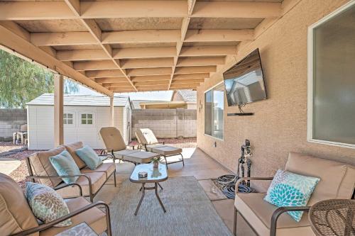 Retreat With Pool, About 1 Mile From Surprise Stadium!