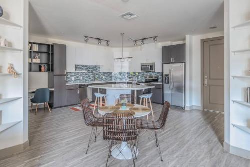 Apartamento Sleek 2br In Tempe #3023 By Wanderjaunt
