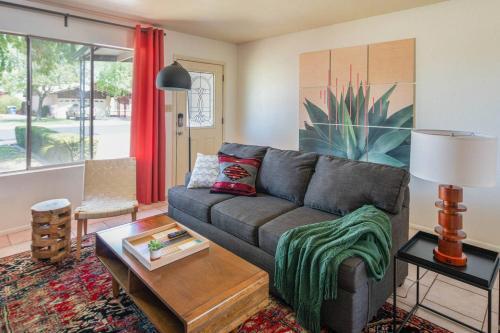Spacious 5br Home In Tempe By Wanderjaunt