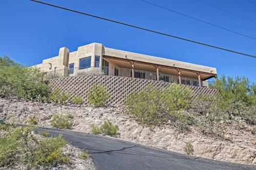 Scenic Luxury Villa With Spa In Downtown Tucson!