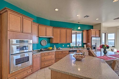 Scenic Luxury Villa With Spa In Downtown Tucson!