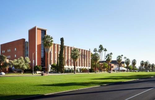 Hotel Graduate Tucson