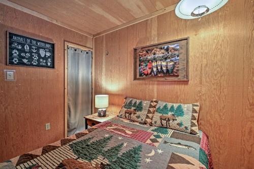 Rustic Prescott Cabin With Loft And 1,000-sq-ft Deck!