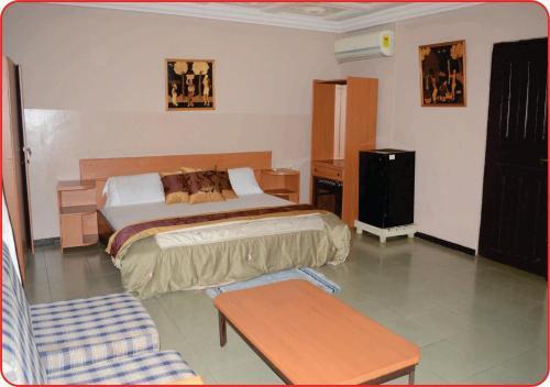 Global Summer Hotel