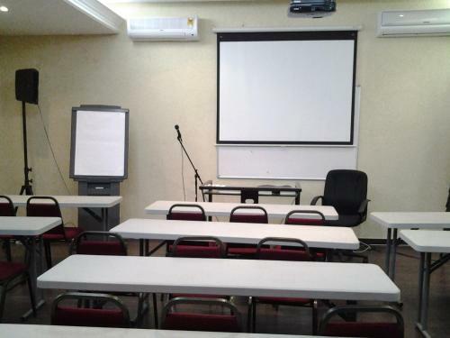 Albergue Access Inn