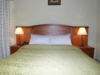Rayporsh Hotel