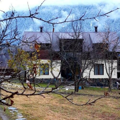 Hostal Ioska's House