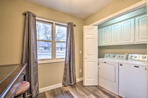 Stylish Bella Vista Getaway - Pet Friendly!