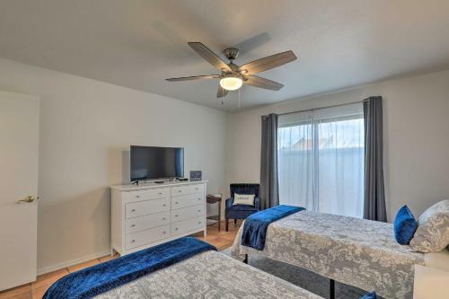 Tucson Townhome With Private Patio And Mtn Views!