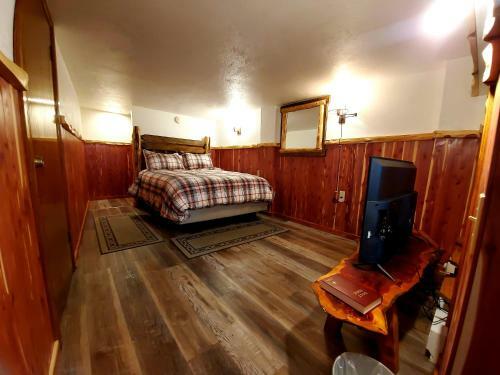 Hotel Log Cabin Inn