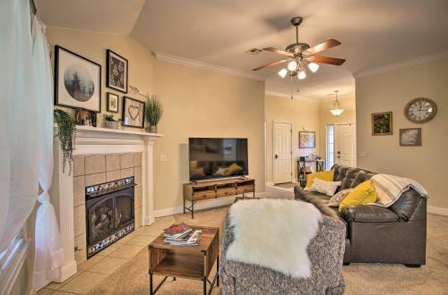 Modern Living In Bella Vista By Mtb Trails!