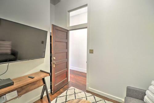 Apartamento Spacious Downtown Condo - 1 Block To Bathhouse Row