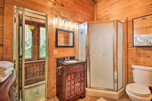 Upscale Hot Springs Escape Less Than 1 Mi To Downtown