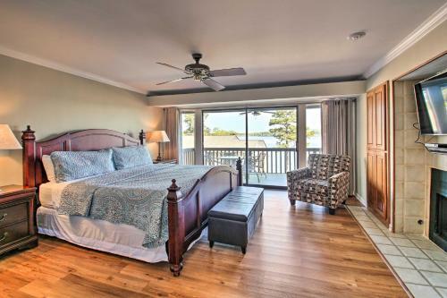 Apartamento Spacious Lakeside Condo With Private Boat Slip!