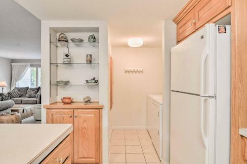 Private Lakefront Townhome In Hot Springs Village!