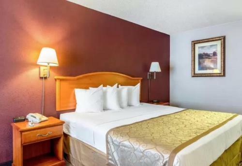 Hotel The Parkwood Inn & Suites
