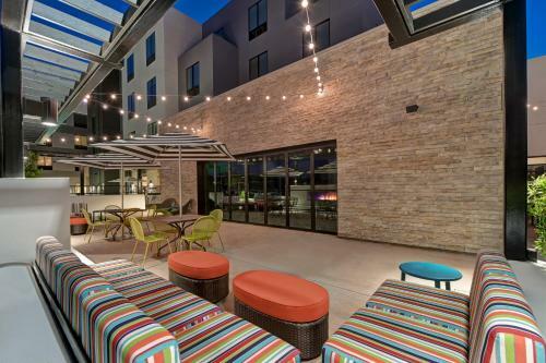 Hotel Home2 Suites By Hilton Atascadero, Ca