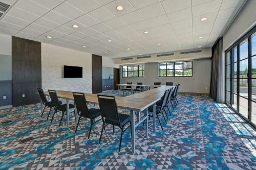 Hotel Home2 Suites By Hilton Atascadero, Ca