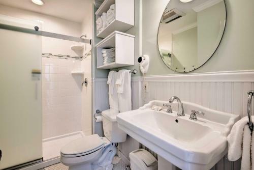 Central Catalina Cottage - Walk To Ferry!