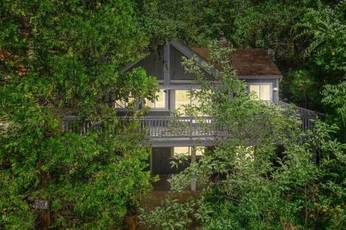 Rustic Cabin Retreat- Mins From Bass Lake