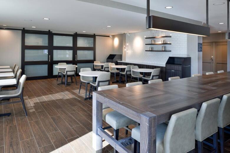 Hotel Residence Inn By Marriott Bakersfield West
