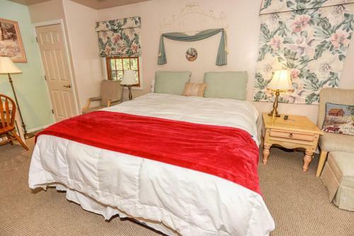 Alpenhorn Lodge-1903 By Big Bear Vacations