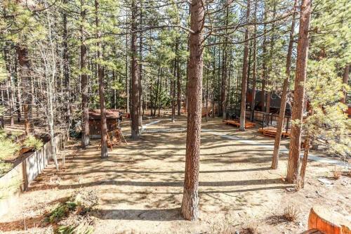 Alpenhorn Lodge-1903 By Big Bear Vacations