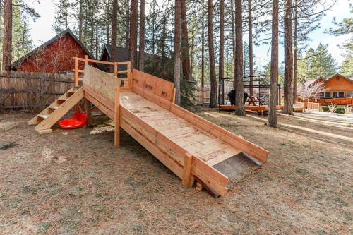 Alpenhorn Lodge-1903 By Big Bear Vacations
