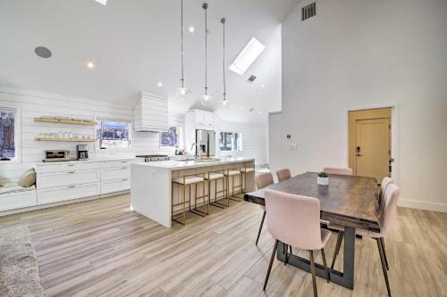 Modern Luxe Ski Retreat, 5 Min To Snow Summit