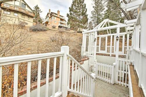 Big Bear House With Billiards - Steps To Ski Resort!