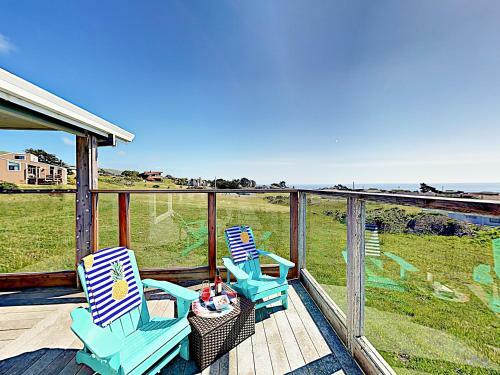 New Listing! Stunning Beach Getaway With Ocean Views Home