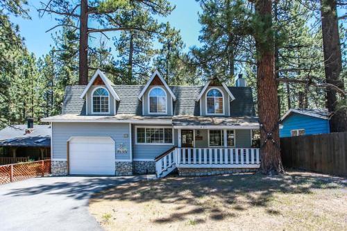 Stargazer Chalet-1859 By Big Bear Vacations