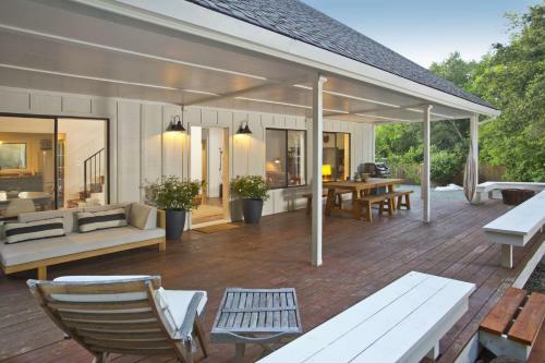 Tranquil Calistoga Retreat Home