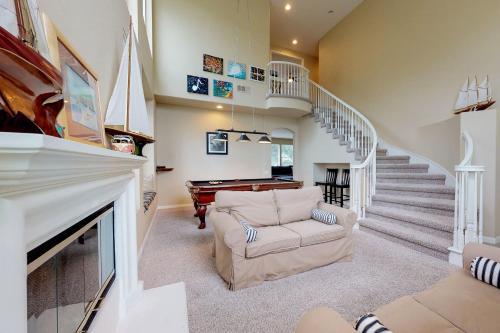 Linmar Luxury