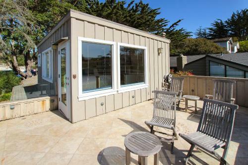 New Listing! Ocean-view Getaway With Beach Access Home