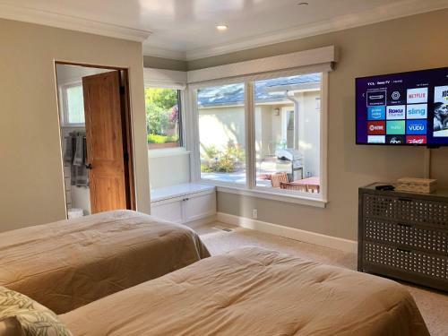 Newly Renovated Carmel 3 Bed 3 And A Half Bath