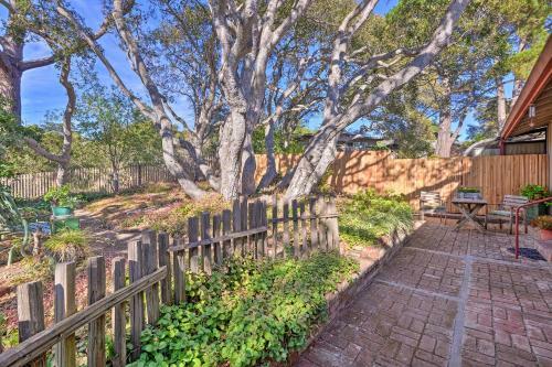 Charming Bungalow With Hill Views, About 1 Mi Dtwn Carmel