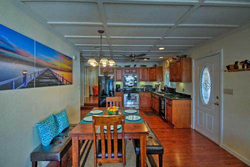 Lakefront Retreat With Dock, Paddle Boards And Kayaks!